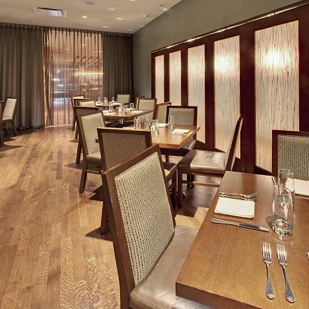 Crowne Plaza Hotel Glen Ellyn/Lombard By Ihg Restaurant foto
