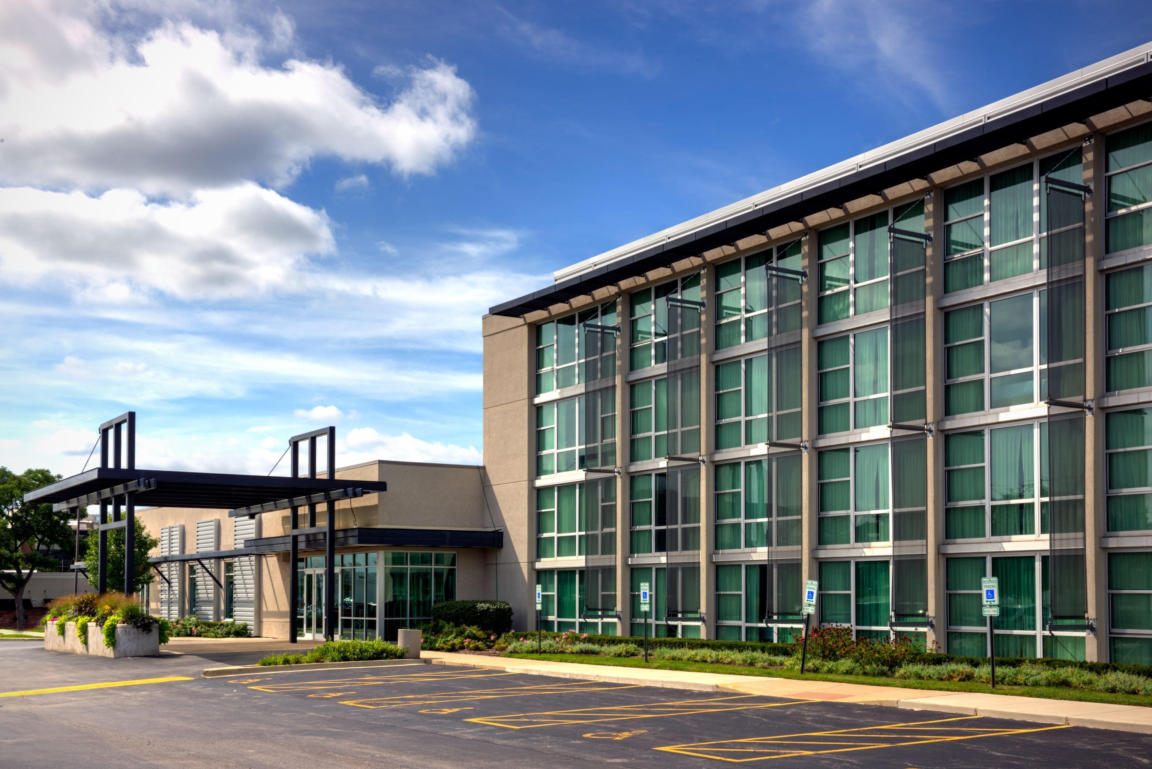 Crowne Plaza Hotel Glen Ellyn/Lombard By Ihg Exterior foto